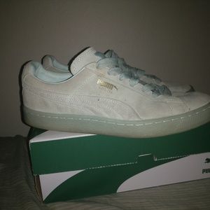 Mens Puma suede